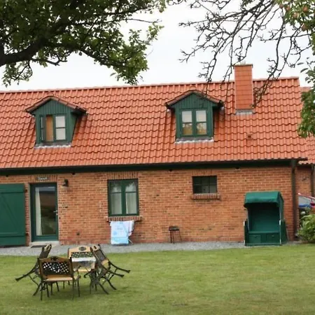 Kranich In Ummanz-luessvitz By Interhome * Lussvitz