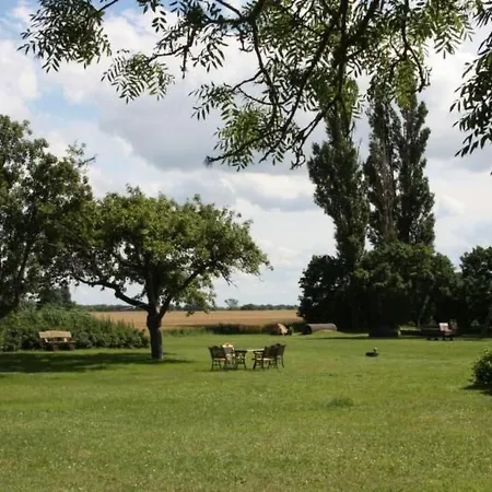 Kranich In Ummanz-luessvitz By Interhome